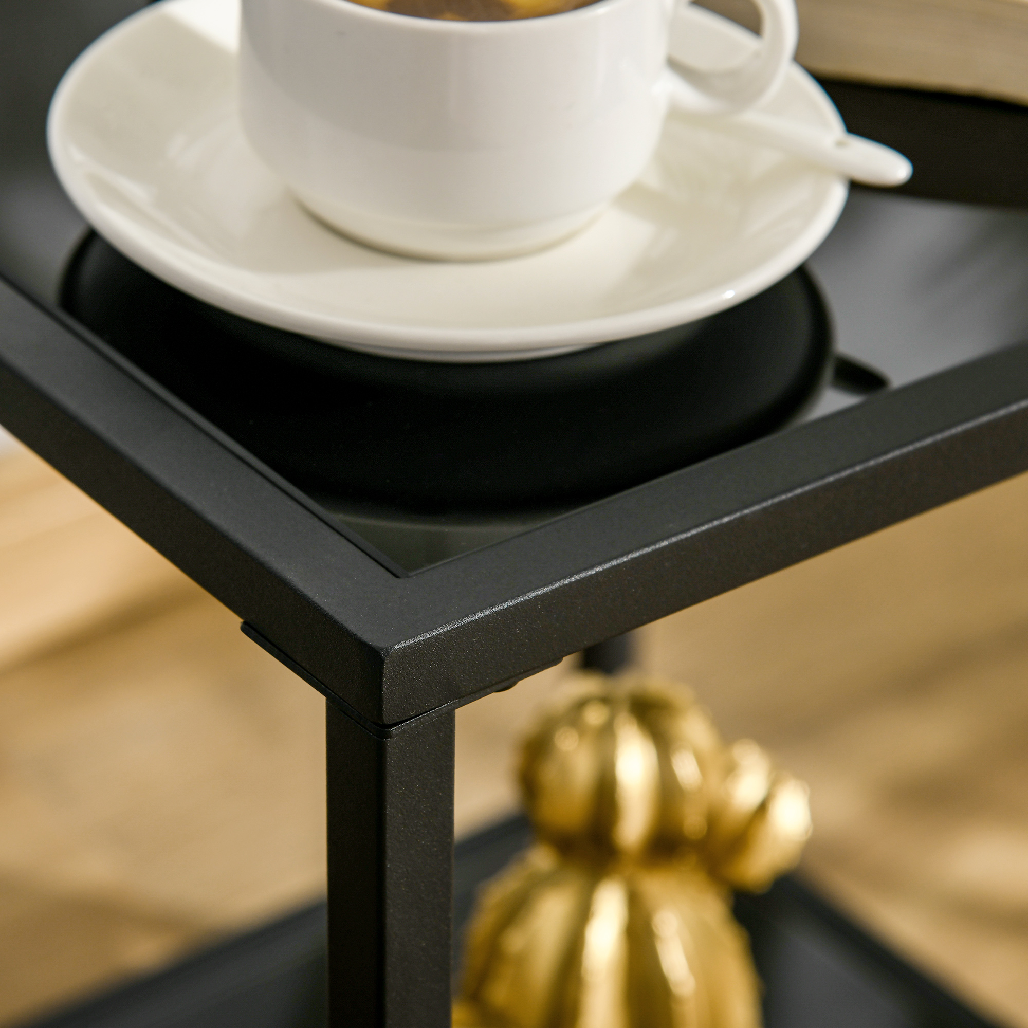 Beistelltisch mit gehärteten Glasplatten, 2 Ebenen, klassisches Design mit Metallstruktur, Schwarz