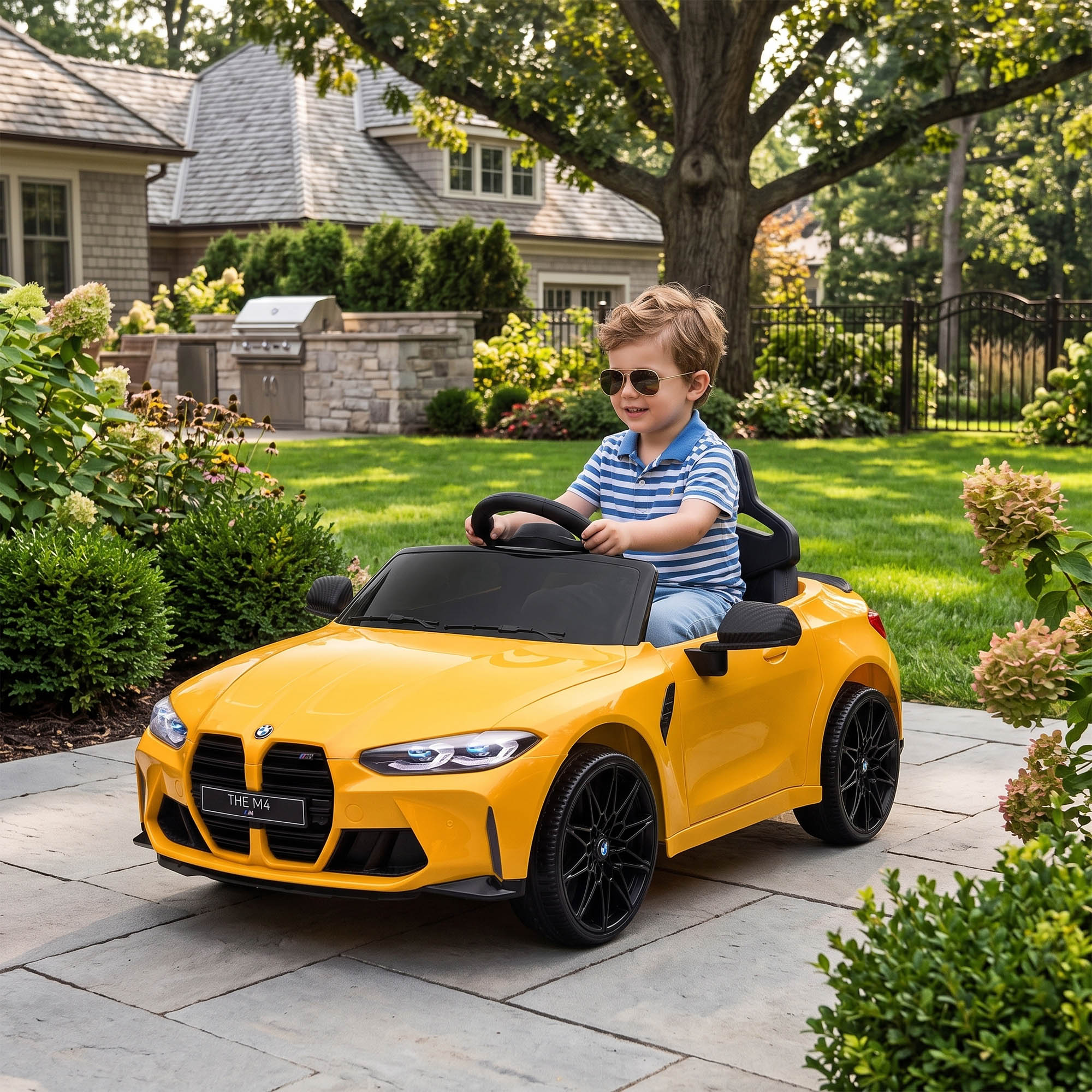 Elektro Kinderauto BMW M4, Sound & Licht, 3-5 km/h, inkl. Fernsteuerung, für 3-5 Jahre, Gelb