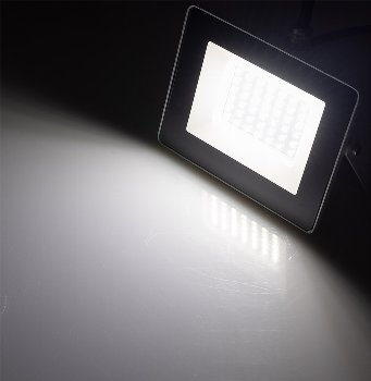 LED-Fluter "CTF-SLW 30", IP65, 30W, 2503lm, 4000K neutralweiß