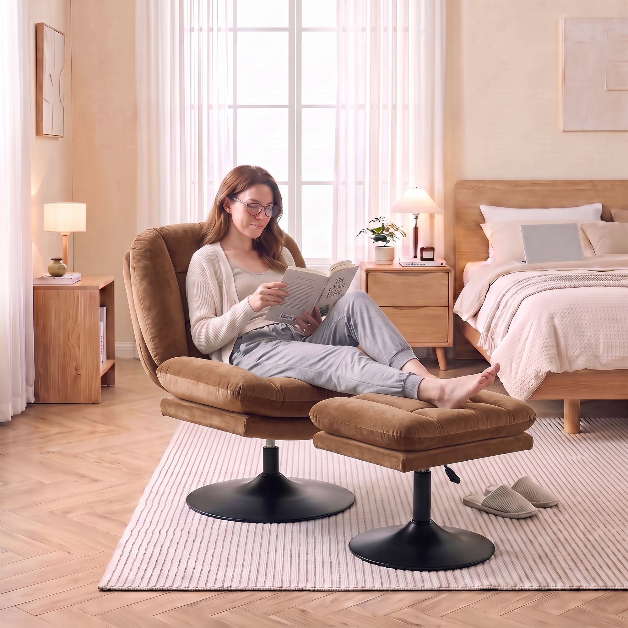 Loungesessel mit Hocker, 360° drehbar, aus Raindrop-Samt, höhenverstellbarer Fußhocker, Braun
