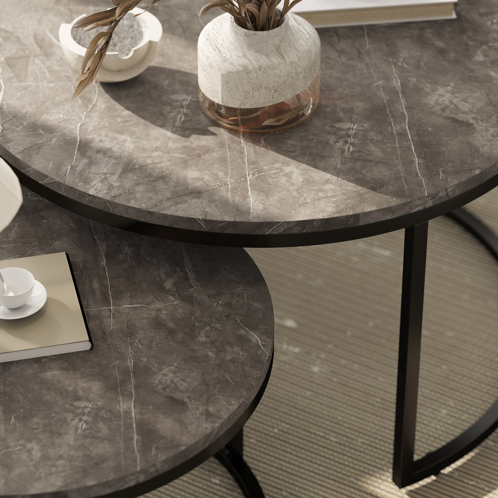 2er-Set runde Couchtische, stapelbare Beistelltische mit Metallrahmen, Wohnzimmertisch in Marmoroptik, Kaffeetisch, Grau