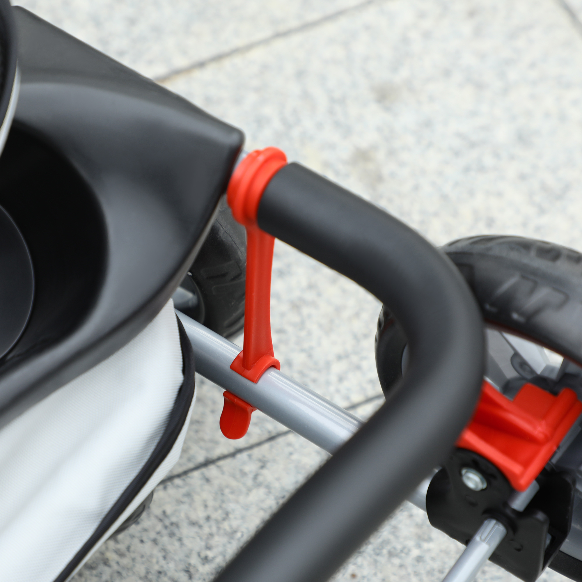 Hundebuggy Hundewagen bis 10 kg Klappbar Regenschutz Bodenkorb 2 Becherhalter 75 cm x 45 cm x 97 cm Grau