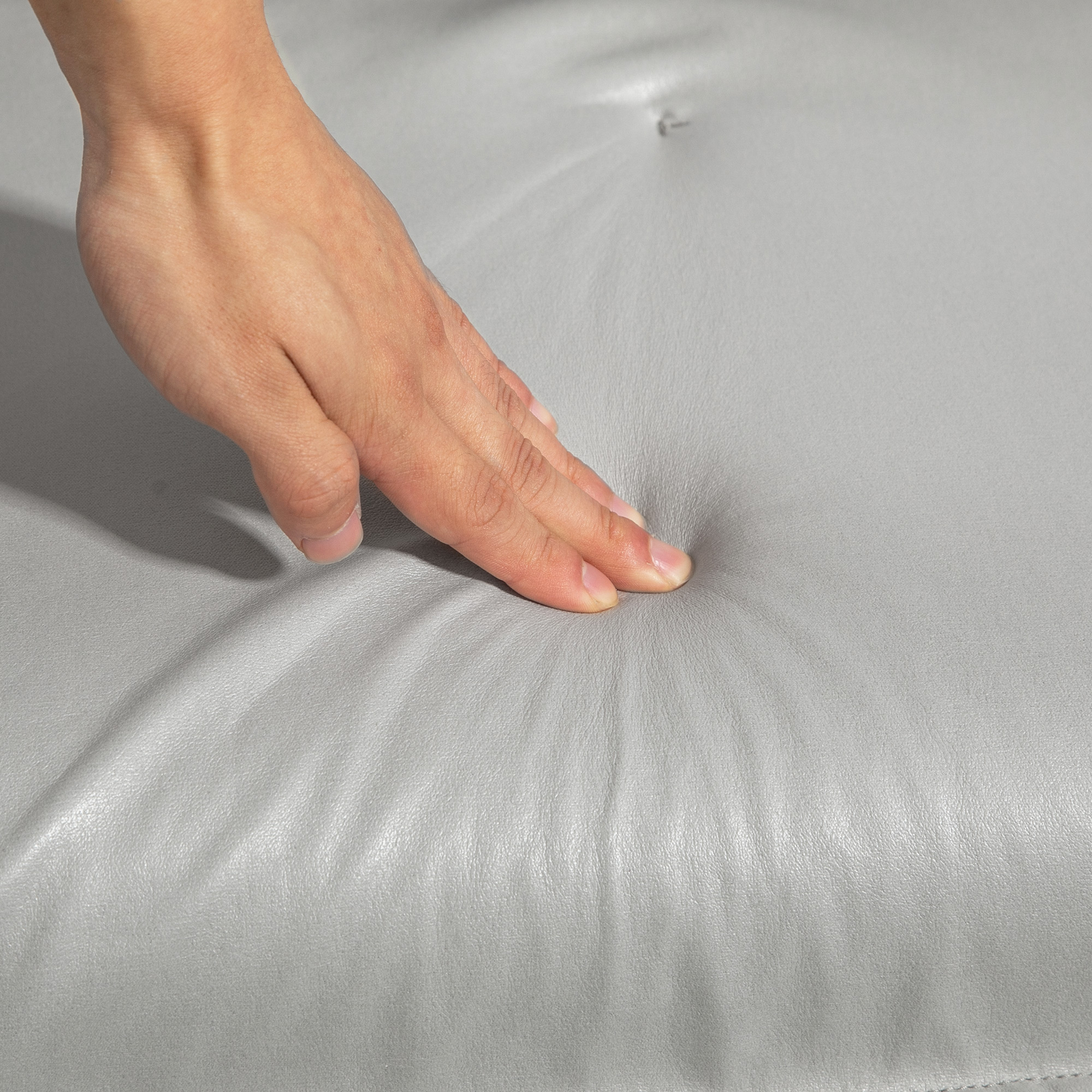 2-in-1 Verstellbarer Loungesessel, Bodensessel mit Kissen, Polstersessel, für Wohnzimmer, Schlafzimmer, Hellgrau