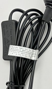 Netzkabel mit Schalter und E27 Fassung / 1,4m + 2m lang, schwarz