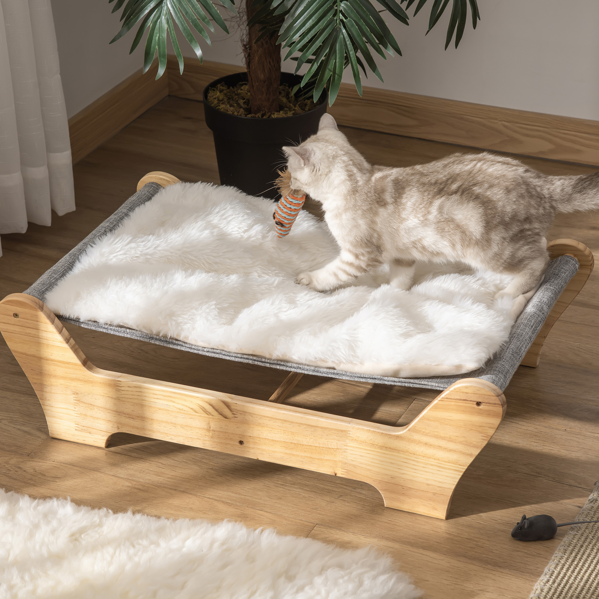 Katzenbett mit Gestell Hängematte für Katzen erhöhtes Katzennest mit weichem Kissen Kiefernholz Natur 68 x 43 x 20 cm