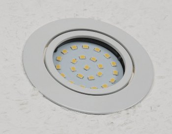 LED-Einbauleuchte "Flat-32dim" warmweiß / 80x32mm, 5W, 590lm, weißes Gehäuse