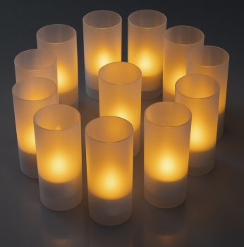 LED Teelichter, 12er Set, mit Windschutz, wiederaufladbar auf Ladestation