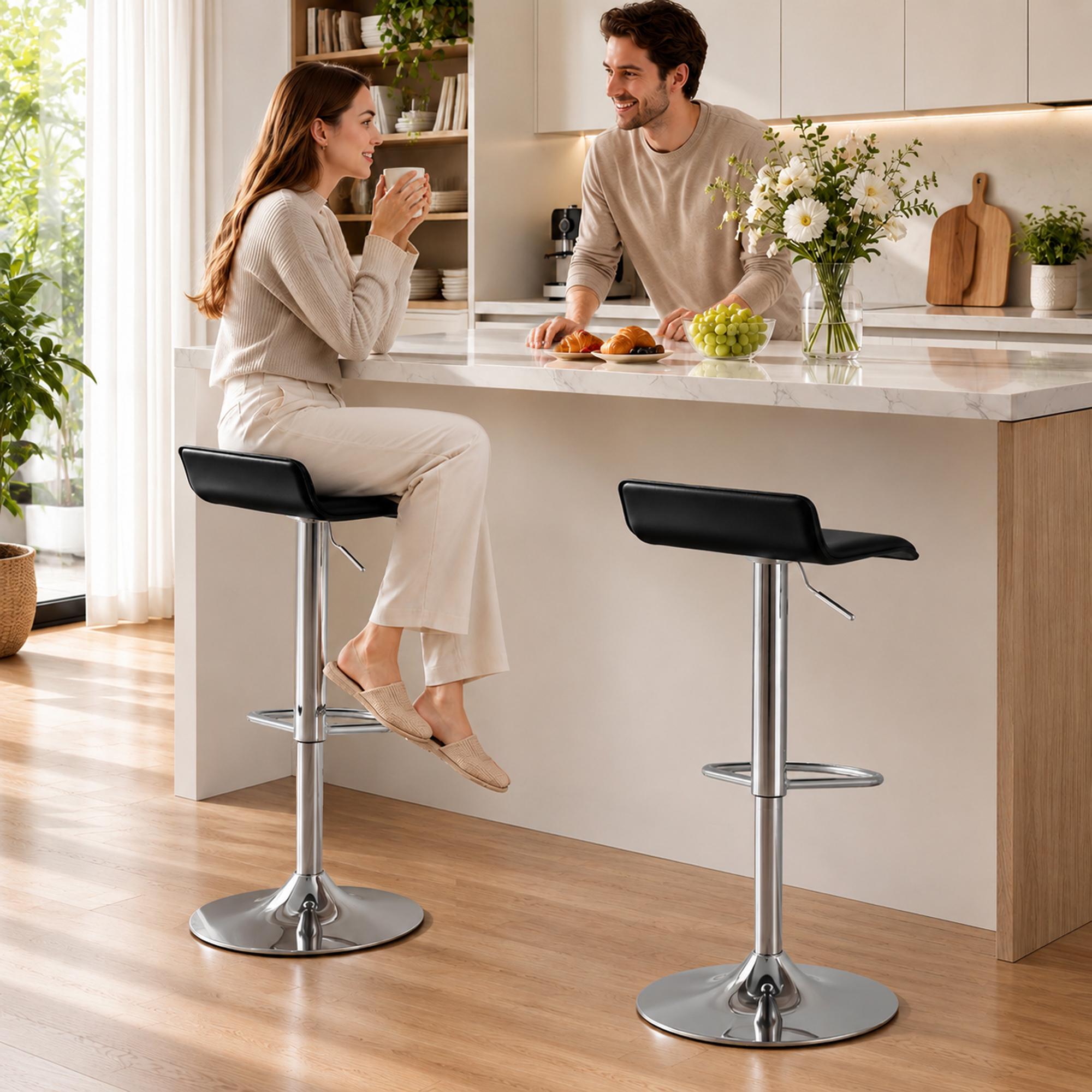 Barhocker 360° Drehbar Barstuhl mit Silber-Stahlgestell, Höhenverstellbar Küchenstuhl mit Fußstütze, Schwarz