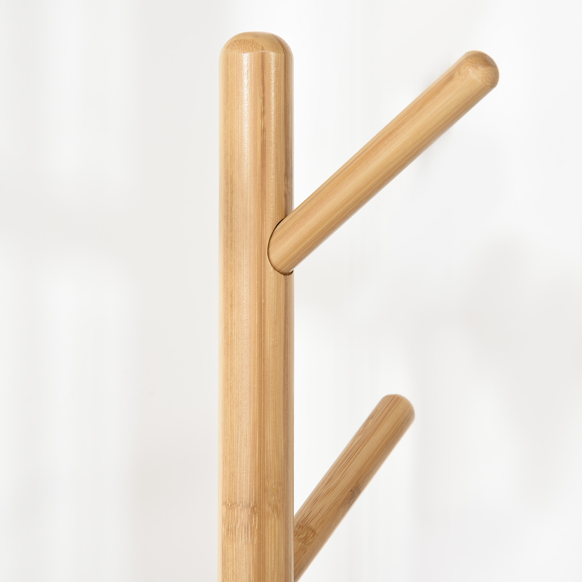 Garderobenständer mit Beistelltisch im Skandi-Design, 5 Kleiderhaken, 39, 5 cm x 39,5 cm x 171 cm, Natur + Weiß