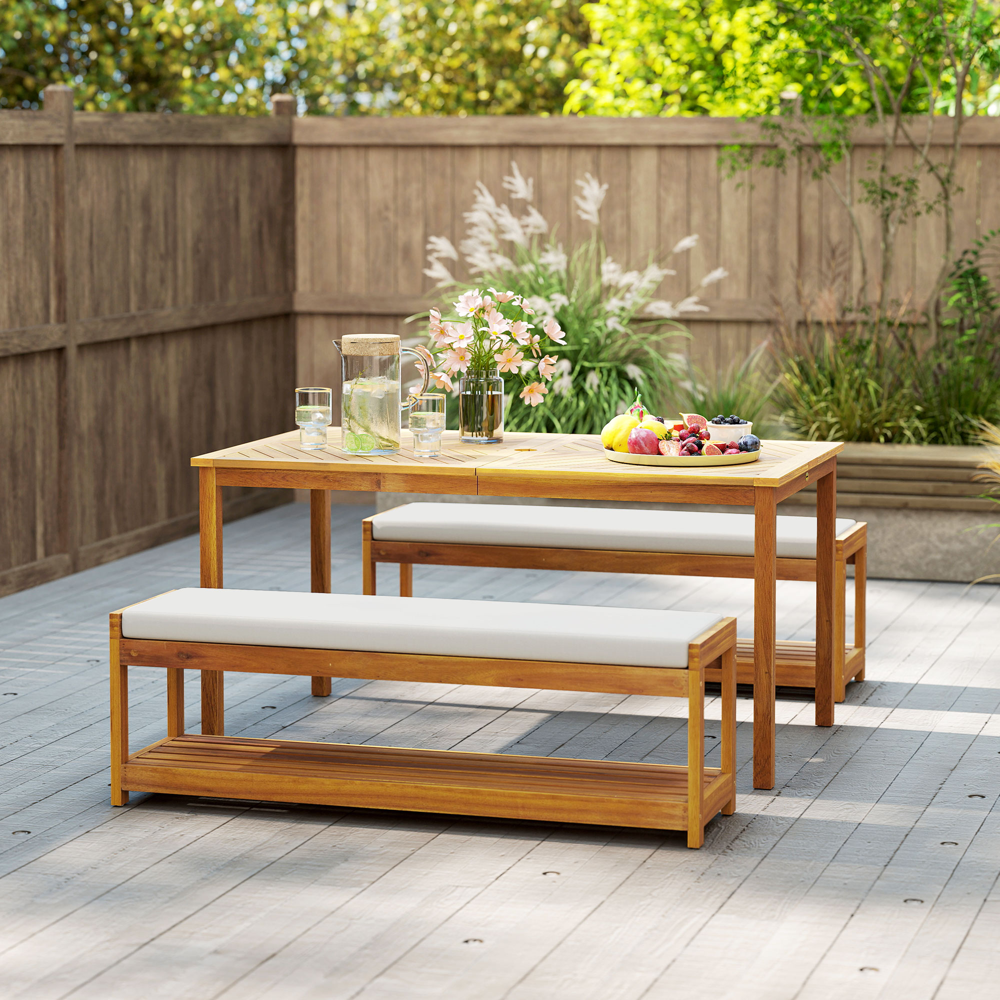 3 tlg. Gartenmöbel-Set, Sitzgarnitur inkl. 1 Esstisch mit Schirmloch, 2 Bänke 150 x 85 x 75 cm Teak