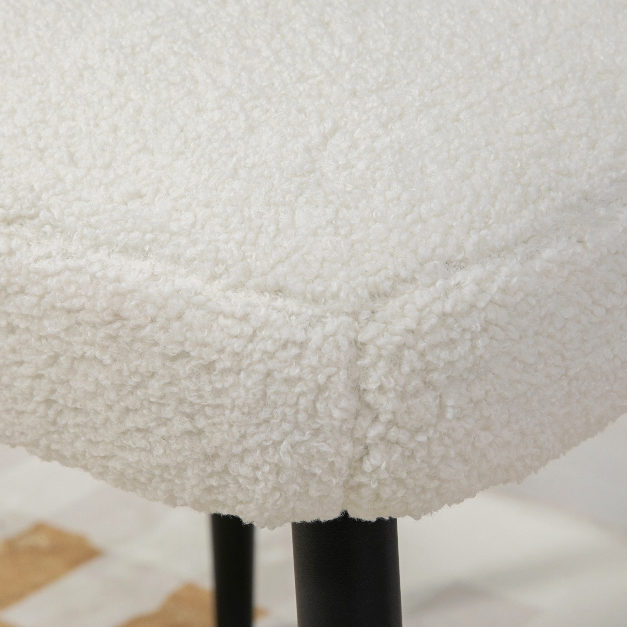 Hocker, Sitzhocker, Kaschmir-Optik, Fußhocker, Creme-Weiß