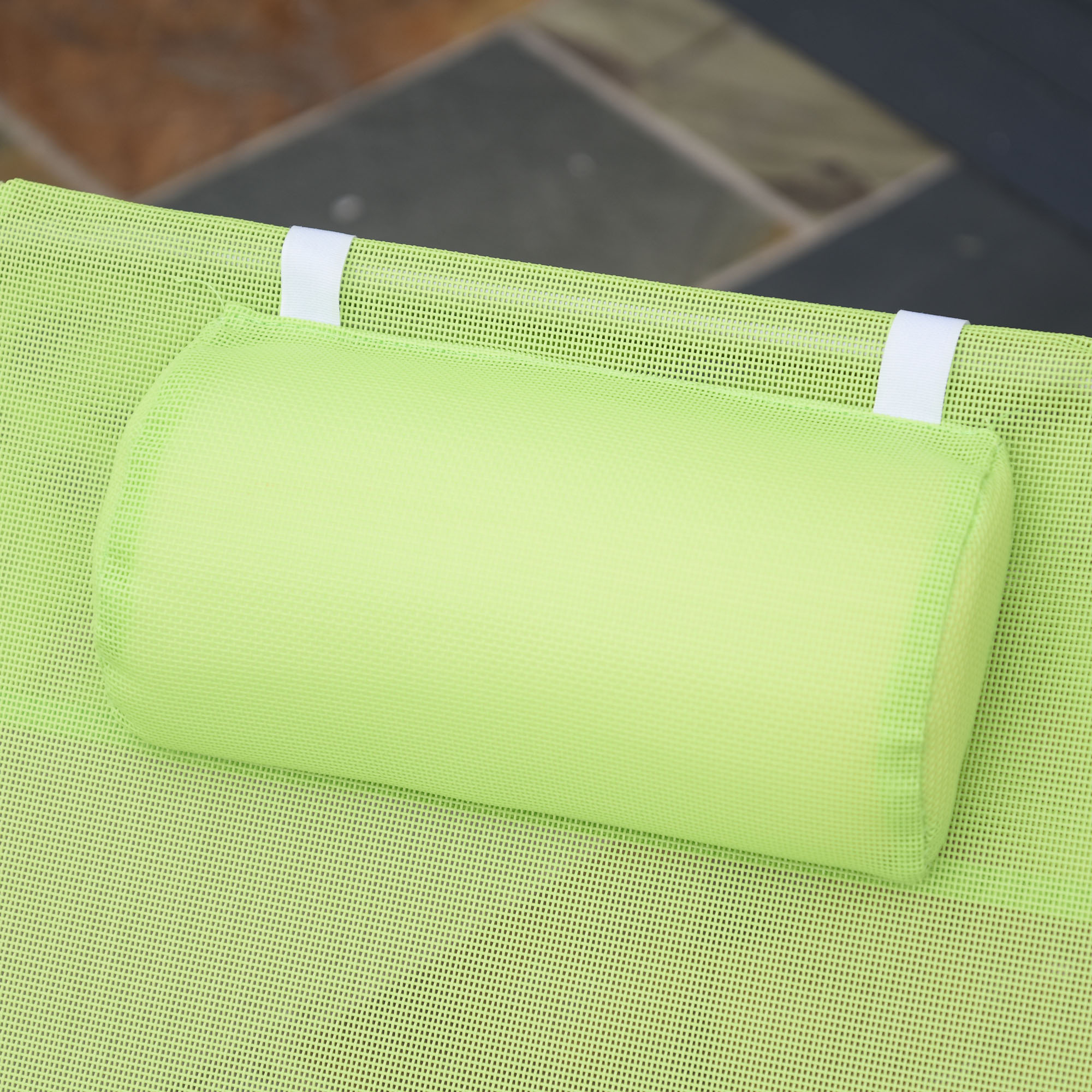 Sonnenliege klappbar Gartenliege mit Kopfkissen Liegestuhl verstellbar mit 5-Fach Campingliege bis 120kg belastbar für Garten, Balkon und Pool geeignet, 4 Farben(Grün)