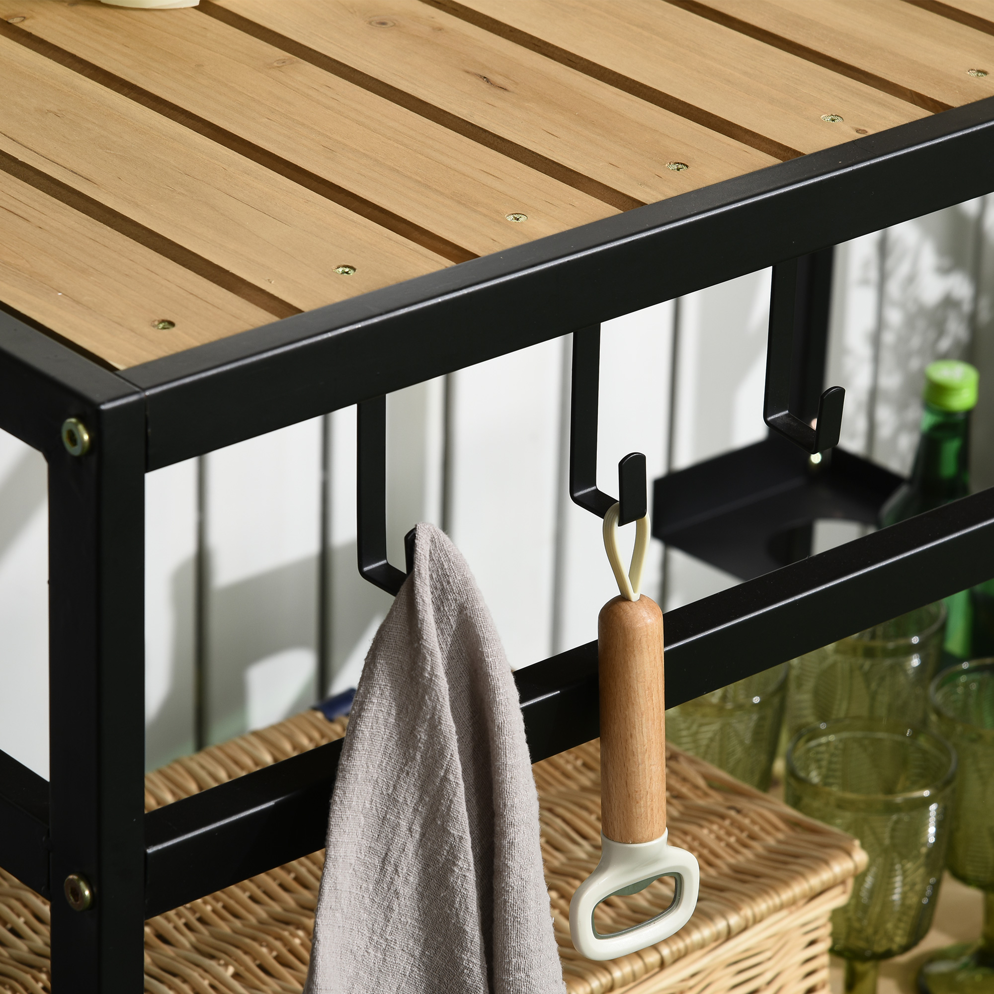 Servierwagen im Industrie-Design, wetterbeständig, 3 Haken, 1 Regal,107 cm x 65 cm x 80 cm, Schwarz +Natur