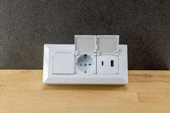 2-fach Steckdosenblock, USB-A+C, weiß / 250V~/ 16A, USB 3,1A, PD, mit Klappen
