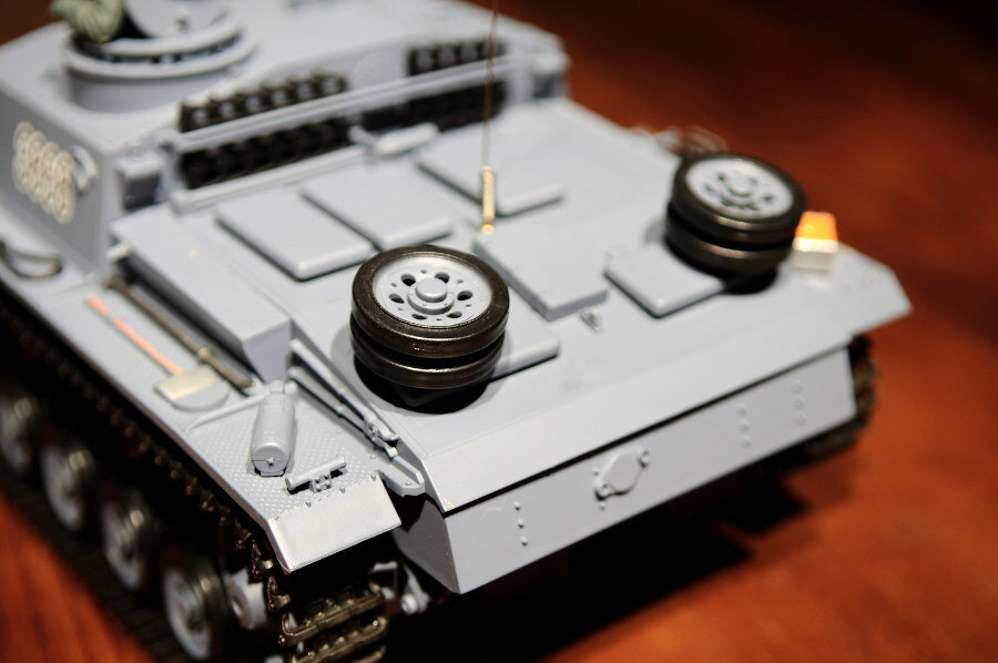 RC Panzer "Sturmgeschütz III" - Metallgetriebe