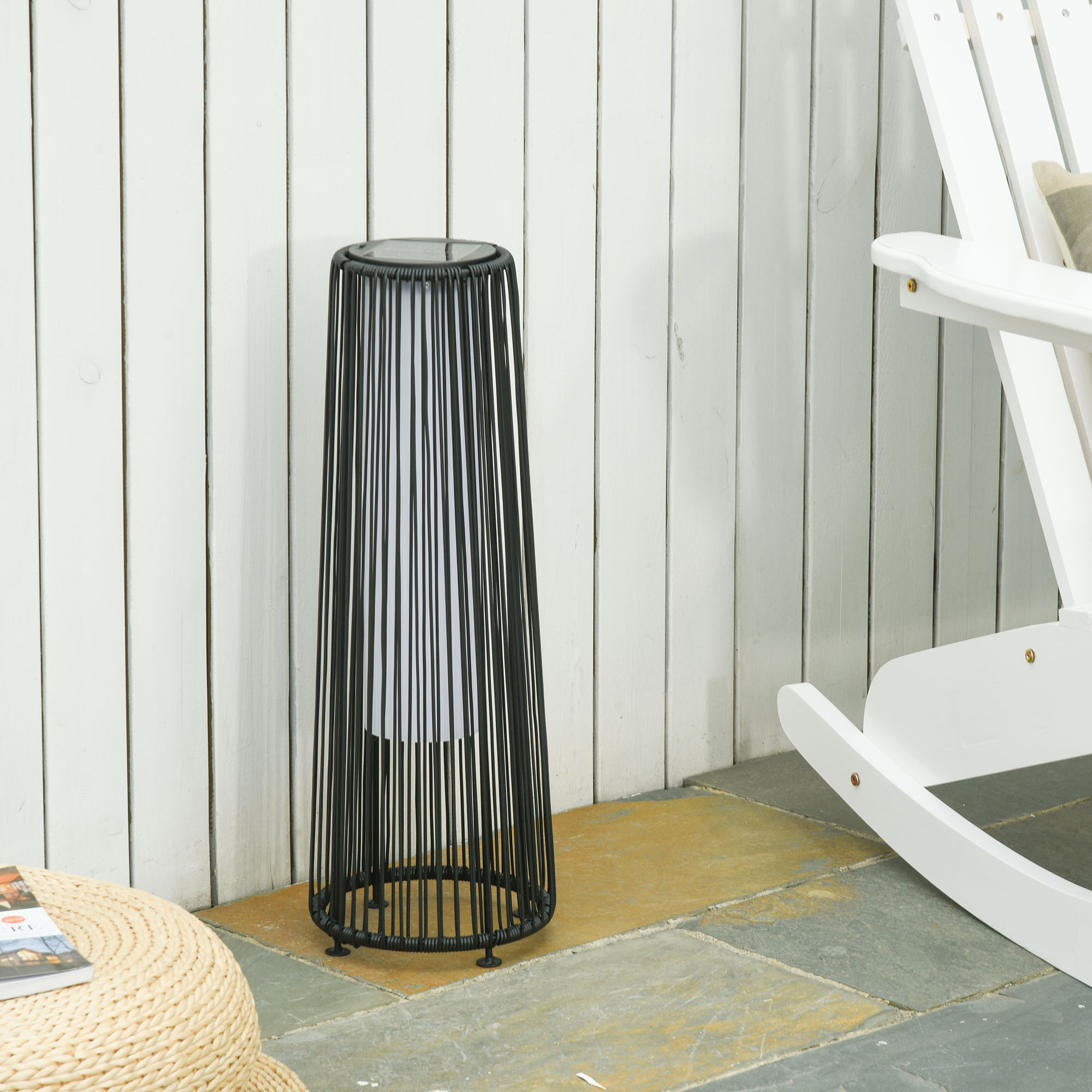 Gartenleuchte, Außenlampe, solarbetrieben, 8 Stunden Betrieb, Rattanoptik, schwarz, 21,5 x 21,5 x 61 cm