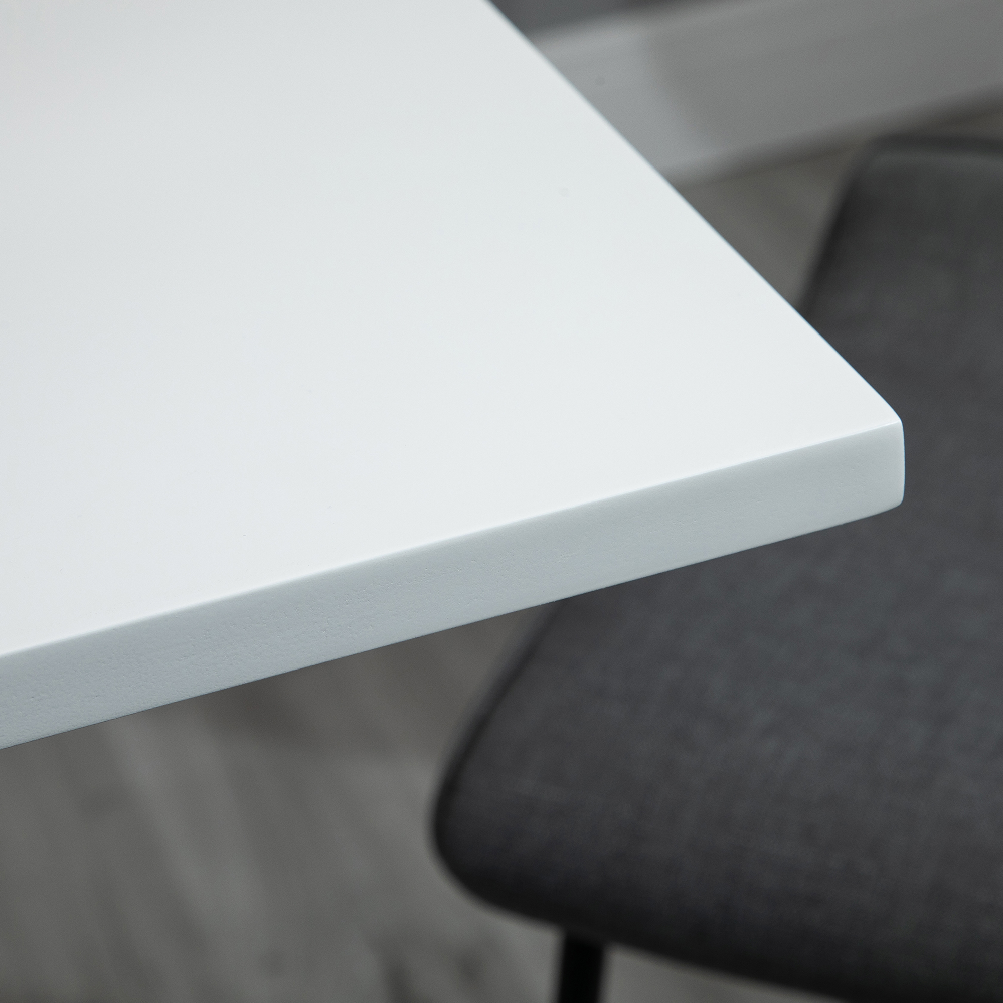 Höhenverstellbarer Bartisch, 360° drehbar, kratzfeste Füße, stabile Metallbasis, Weiß