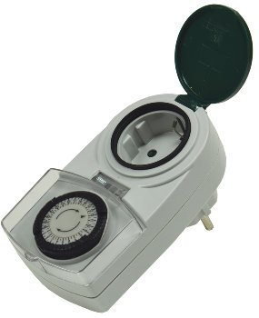analoge Tages-Zeitschaltuhr "AAZ-7", IP44, max. 3500W / 16A analoge Tages-Zeitschaltuhr "AAZ-7", IP44, max. 3500W / 16A