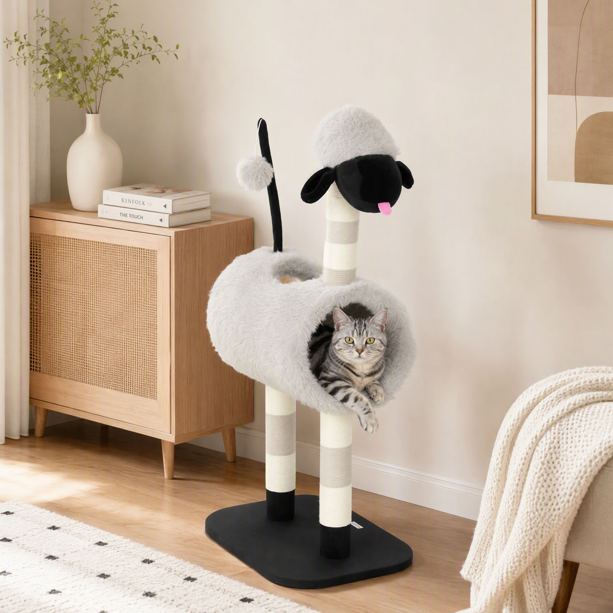 Katzenbaum im Schaf-Design, mit Kratzpfosten, Tunnel und Spielzeug, 98 cm, Hellgrau