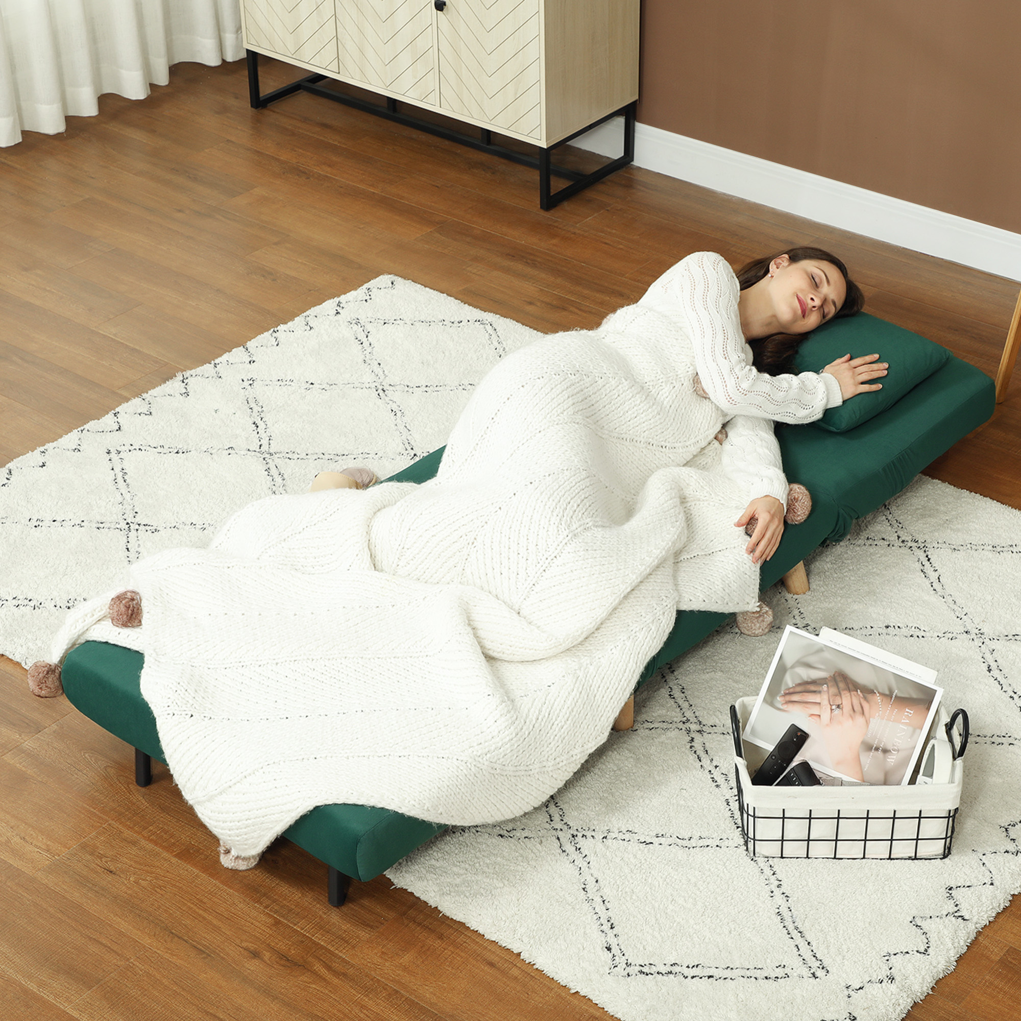 Klappsessel mit Bettfunktion, Klappbarer Relaxsessel in Samtoptik, Verstellbare Lehne, bis 120 kg belastbar, Dunkelgrün