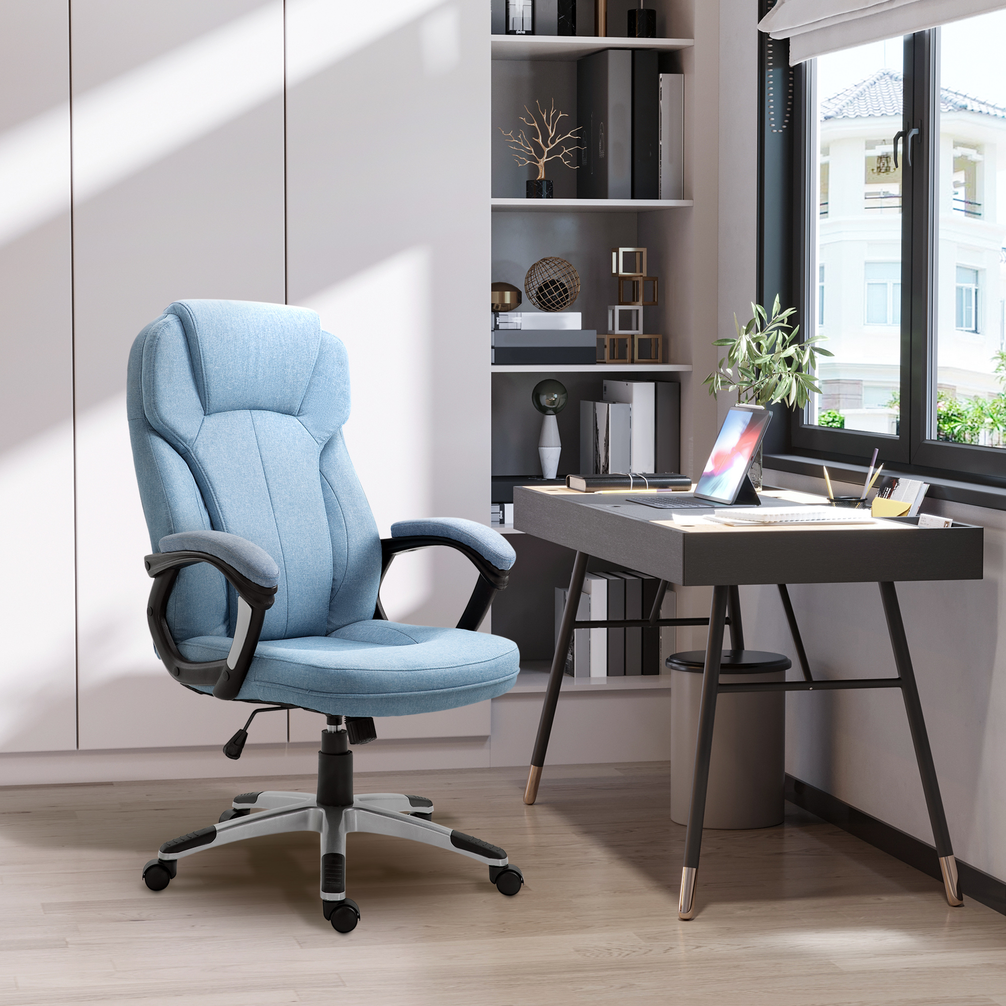 Bürostuhl Computerstuhl Drehstuhl höhenverstellbar Wippfunktion mit Kopfstütze und gepolsterte Armlehnen Ergonomisch Hellblau Leinen 66 x 75 x 110–120 cm