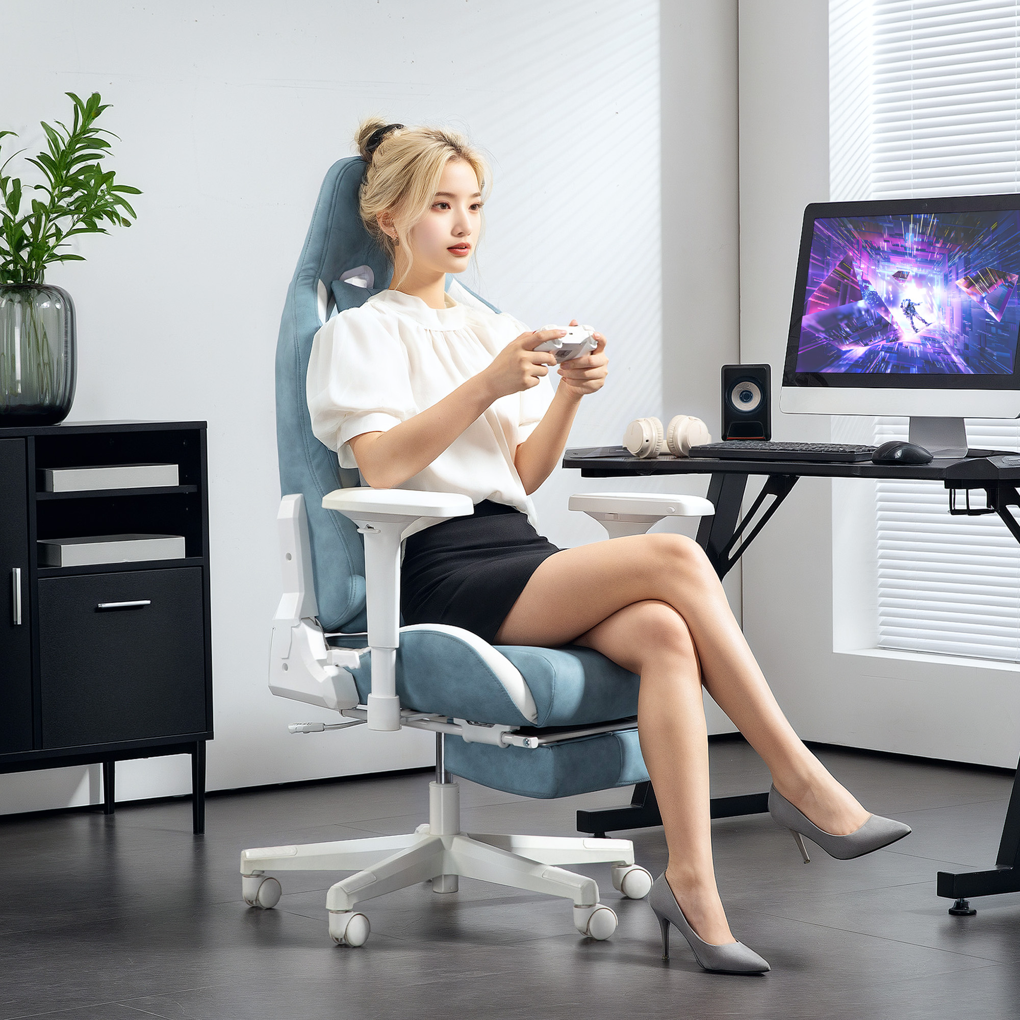 Gaming-Sessel, verstellbare Armlehnen & Rückenlehne, Kunstlederbezug, bis 120 kg, Blau