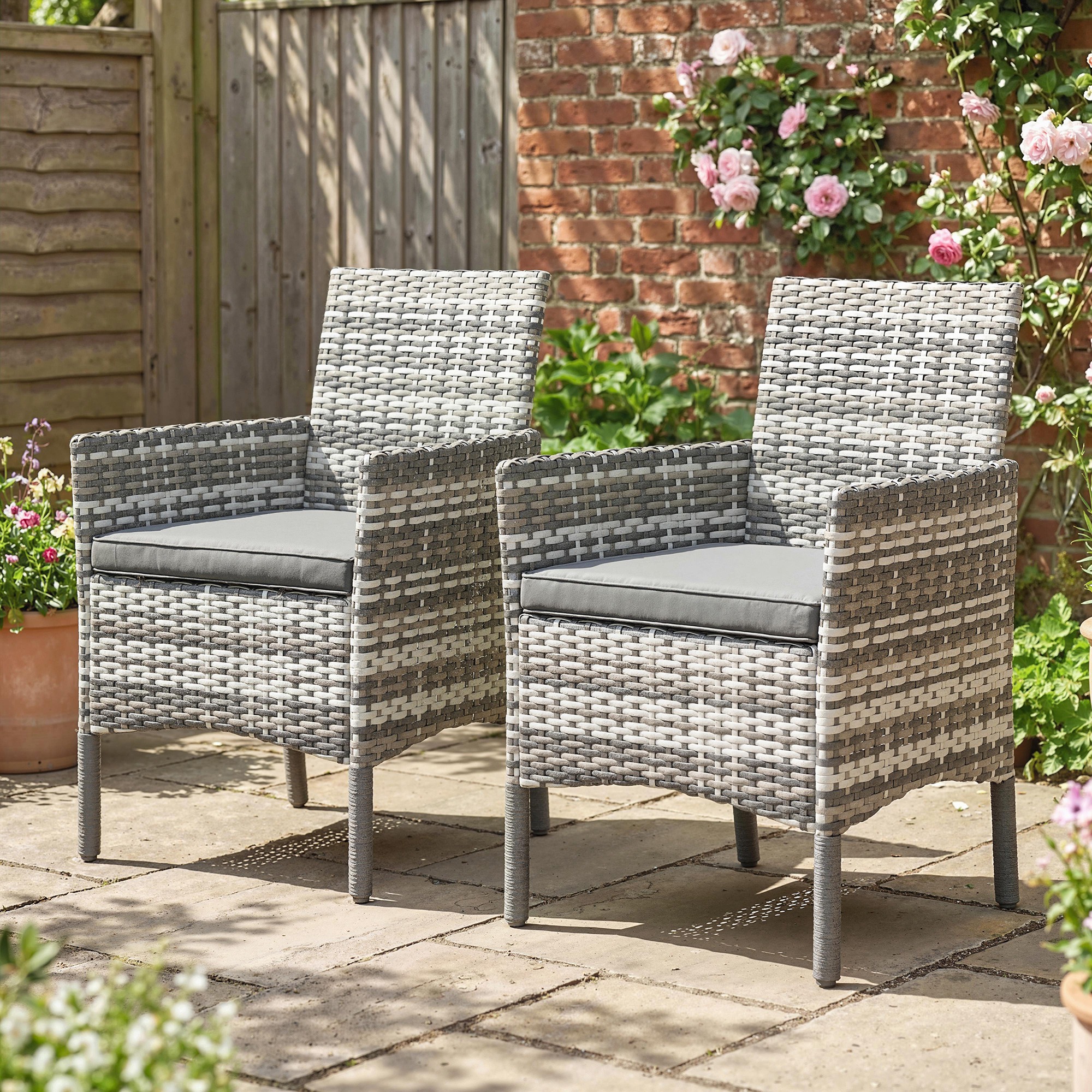 2er Set Gartenstuhl Polyrattan Gartenmöbel mit 2 Sessel Abnehmbaren Kissen Stahlrahmen Grau