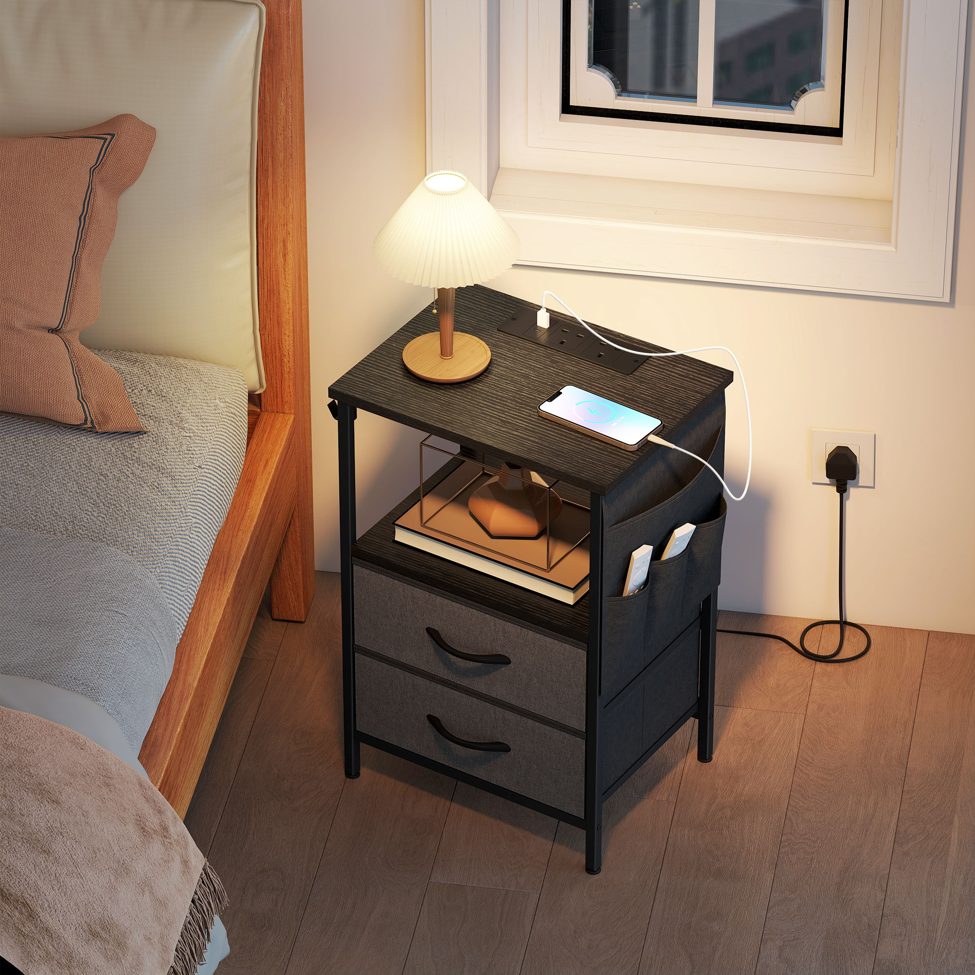 Couchtisch Beistelltisch mit Ladestation, Stahlrahmen, USB-C-Anschlüssen, Schubladen, Haken, 40cm x 30cm x 60cm Schwarz