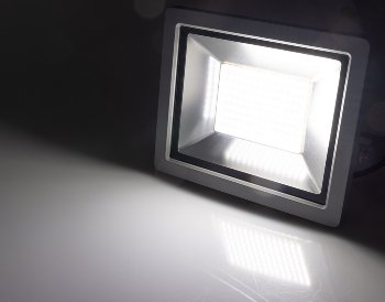 LED-Fluter SlimLine "CTF-SLT 50" silber / 50W, 5220lm, 4000K, neutralweiß, IP44
