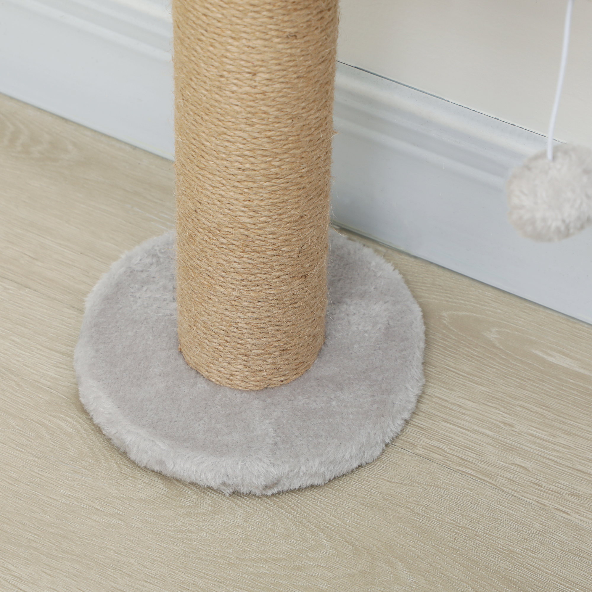 Katzenkratzbaum, 5-stufiges Design, Spielzeug, Sisalpfosten, Plüschstoff, Hellgrau