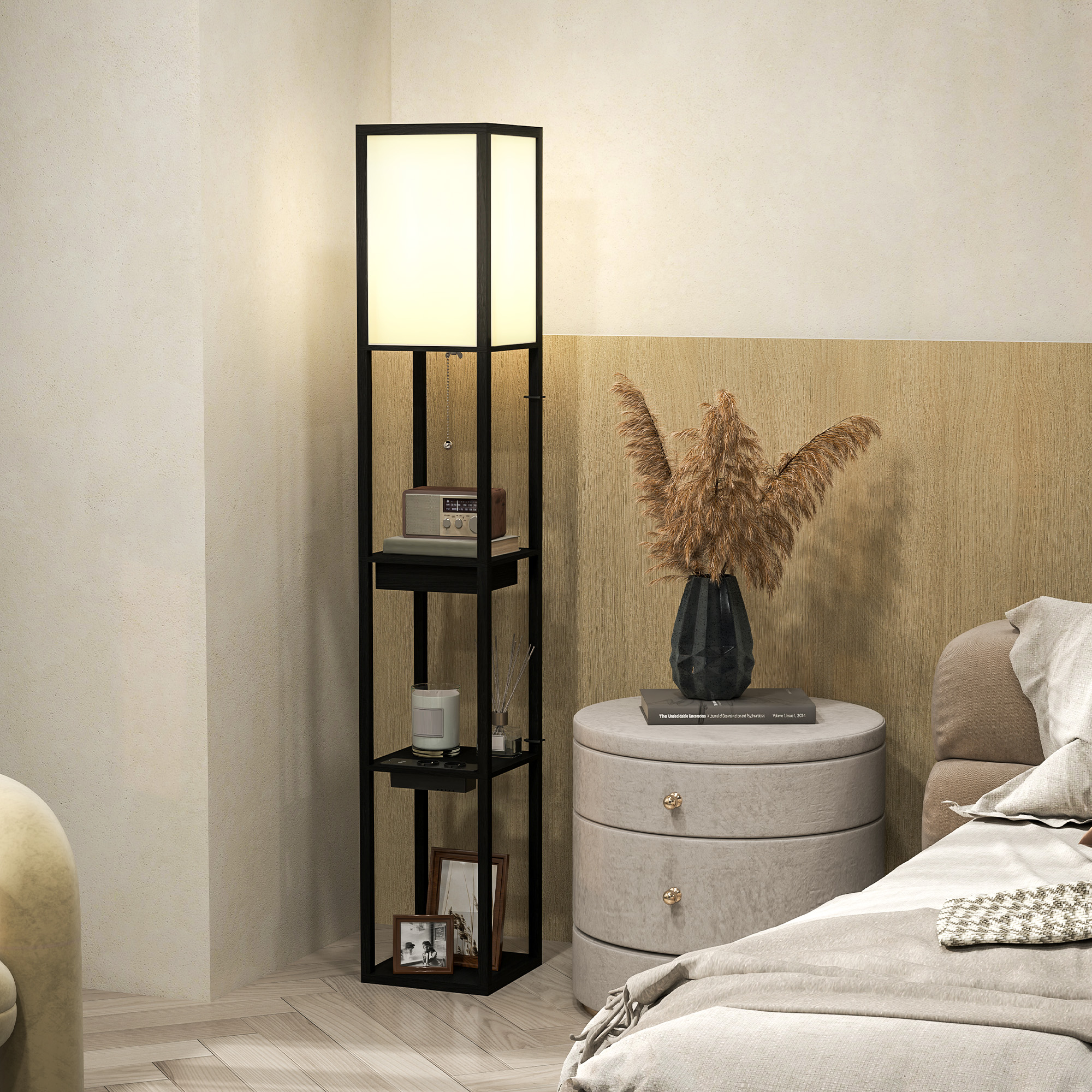 Stehlampe mit 3-stufigem Regal, Fußschalter, USB-Anschlüssen, MDF, Schwarz