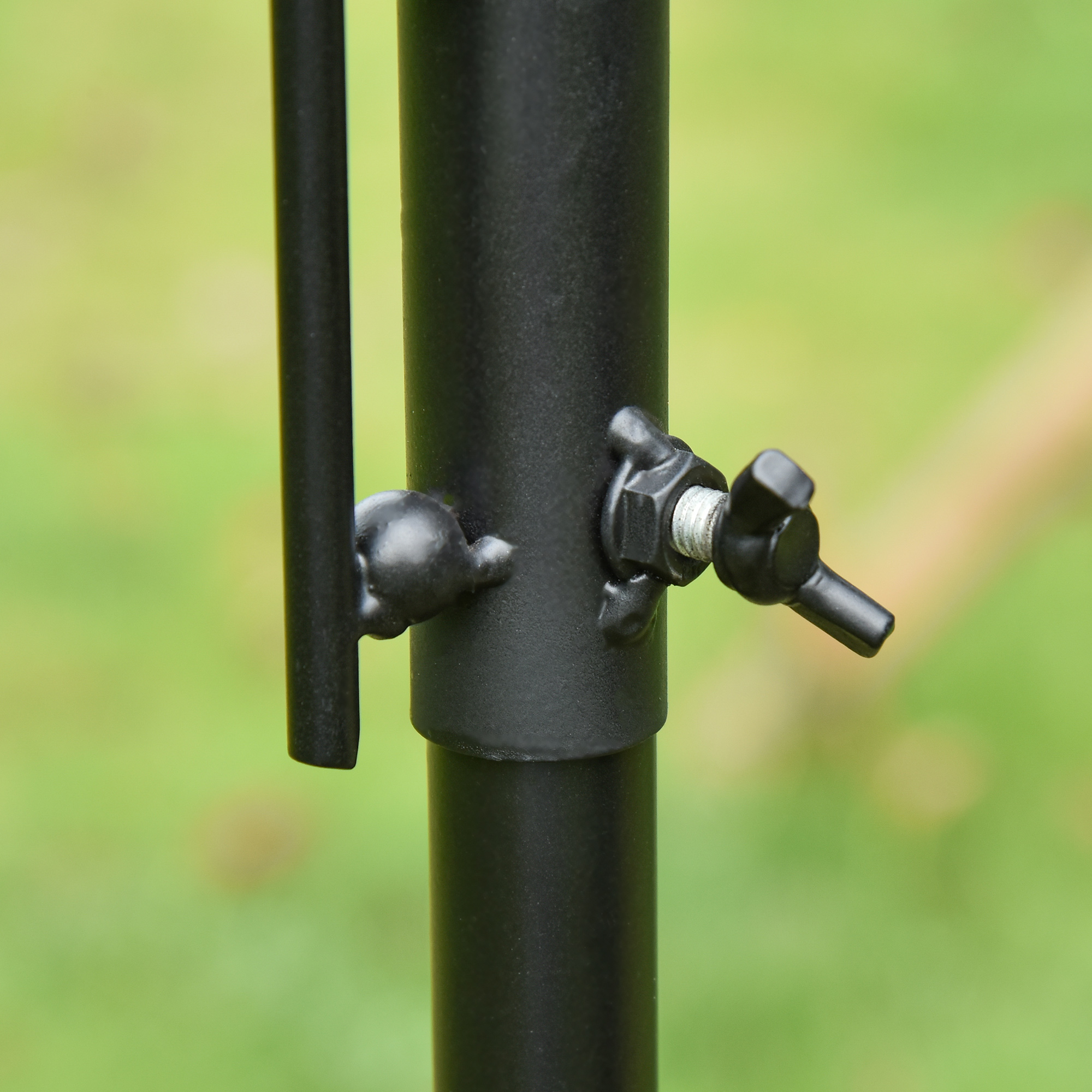 Vogel Futterstation 208 cm Vogelfutterstation mit 4 Haken, Erdspieß, Wasser- & Futterschale, Futtersäule Freistehend Vogelfutterspender für Garten Wildvögel Stahl Schwarz